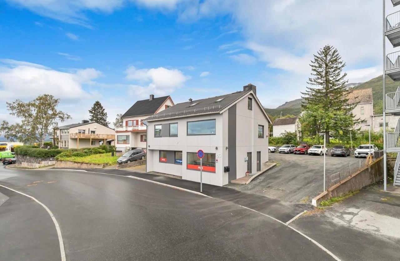 Din Hjem! Mitt I By1. Gratis Parkering!! Apartment Narvik Exterior foto