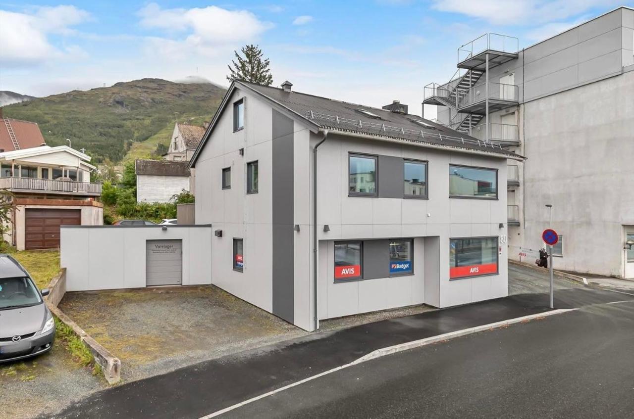 Din Hjem! Mitt I By1. Gratis Parkering!! Apartment Narvik Exterior foto