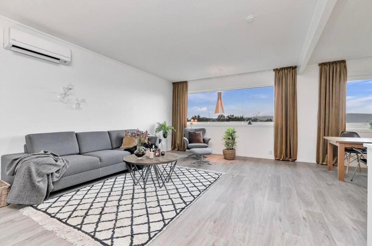 Din Hjem! Mitt I By1. Gratis Parkering!! Apartment Narvik Exterior foto
