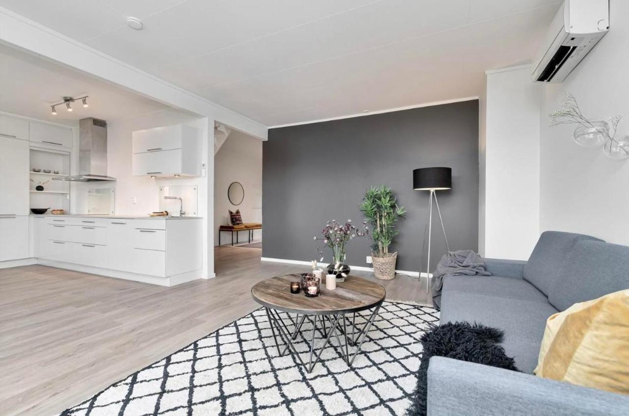 Din Hjem! Mitt I By1. Gratis Parkering!! Apartment Narvik Exterior foto